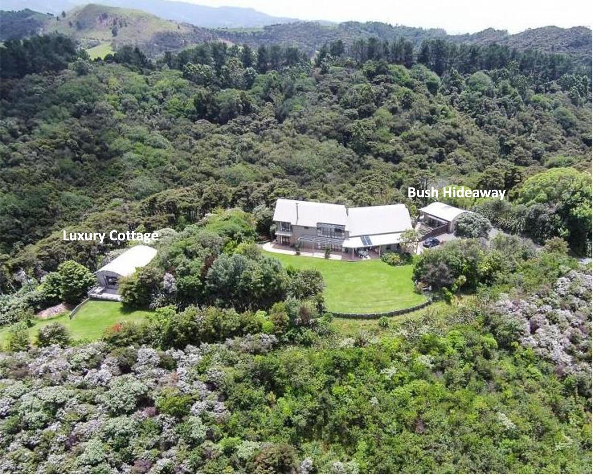 Kaka Ridge Retreat Luxury Cottage Tawharanui Экстерьер фото